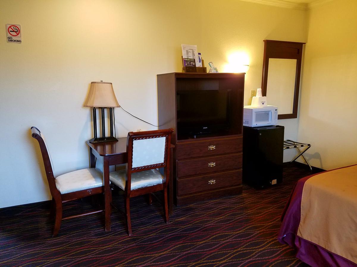 Americas Best Value Inn Ozona Extérieur photo