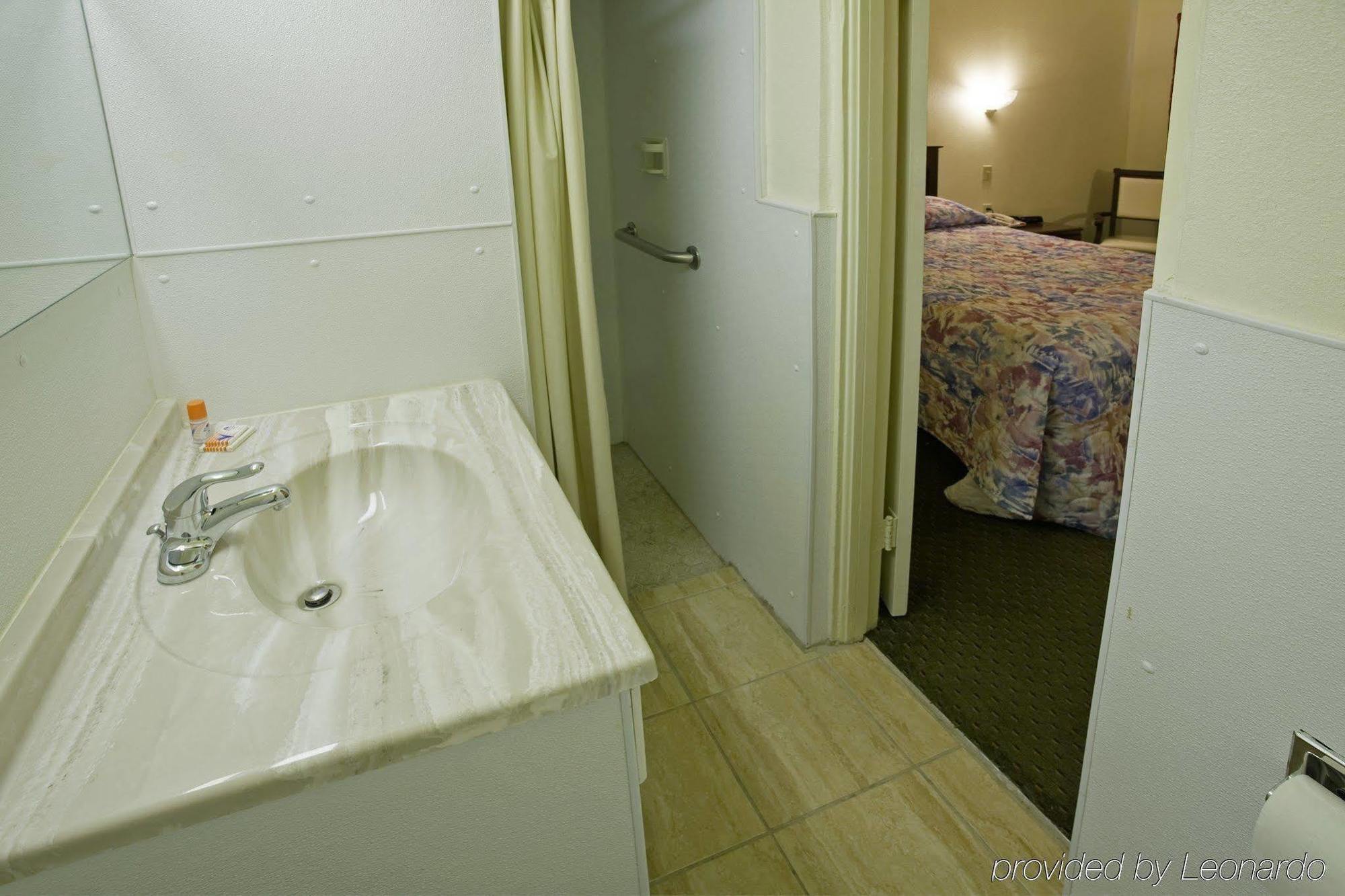 Americas Best Value Inn Ozona Extérieur photo